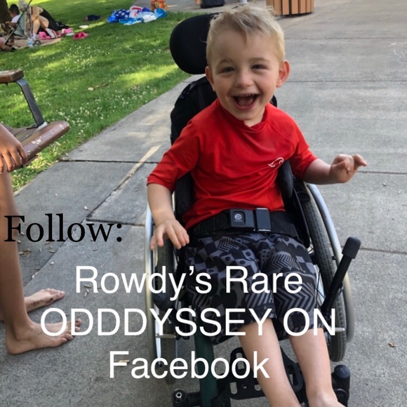 Meet your Posher, Mindy - Picture 2 of 16